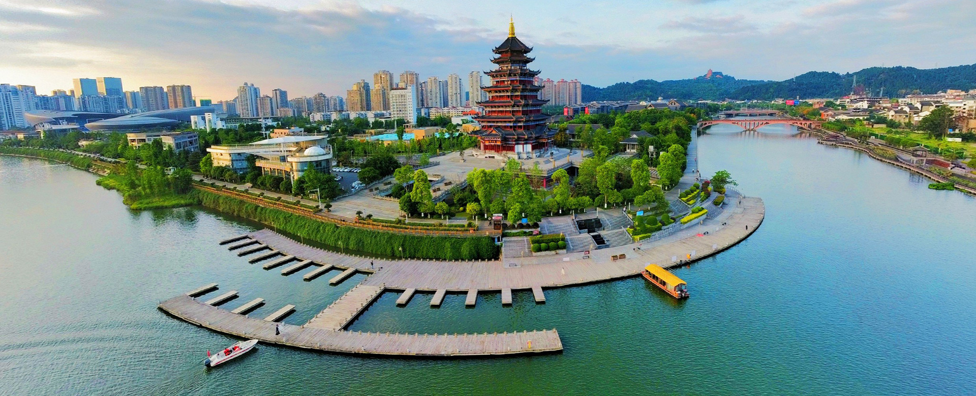 興企愛(ài)崗、志美行厲、建功立業(yè)